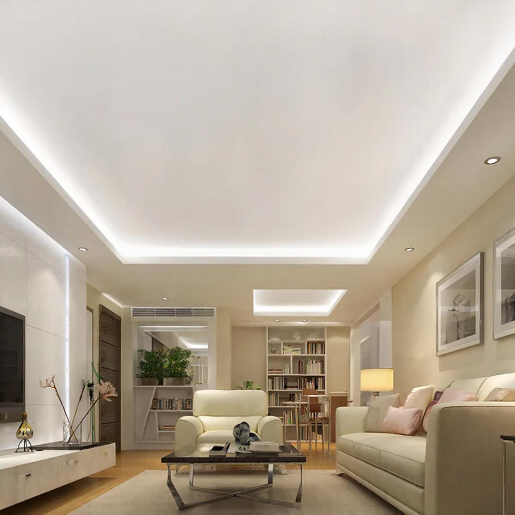 Архитектура тишины и света: Как мы выбирали идеальный натяжной потолок для нашего дома